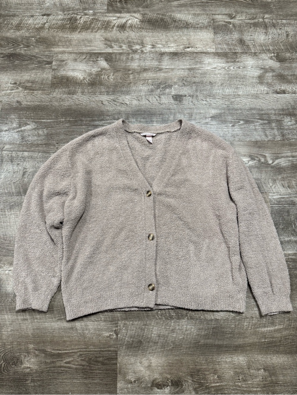 Victoria’s Secret Button Front Fuzzy V-Neck Cardigan Size Medium